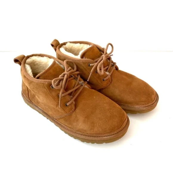 UGG Men's Neumel Suede Chukka Boots in Chestnut - Size 9